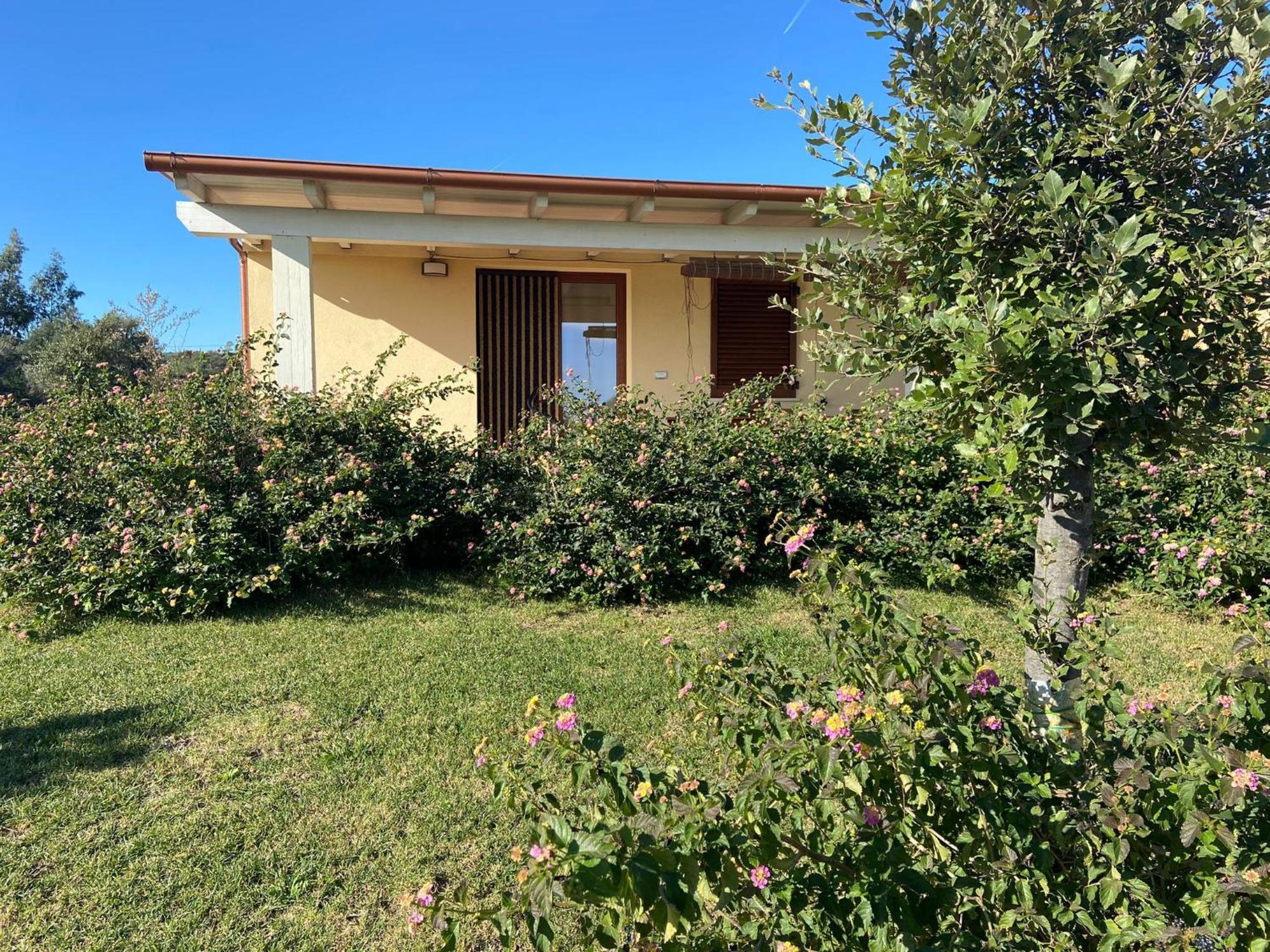 Villa Aratha Orosei Buitenkant foto