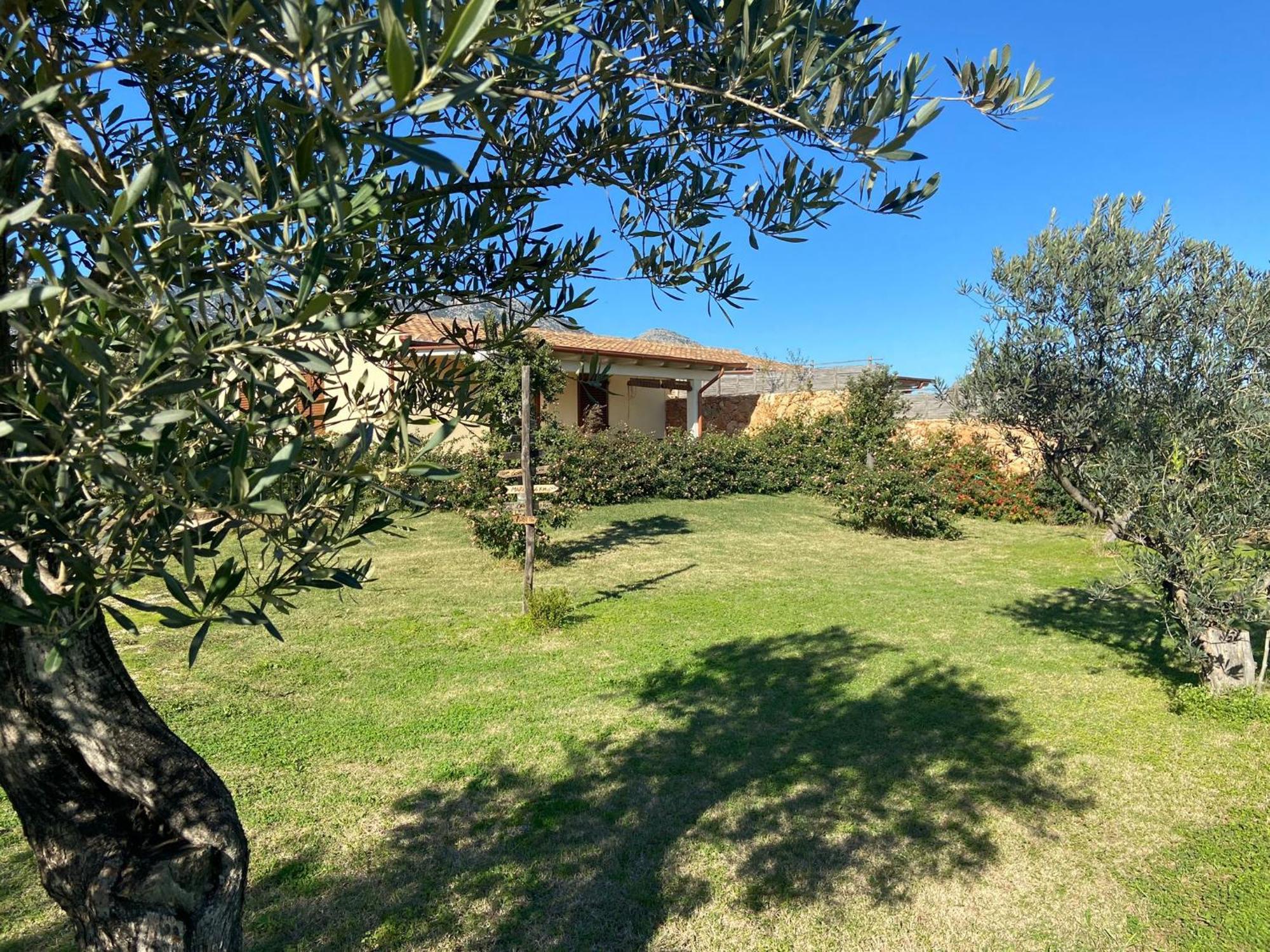 Villa Aratha Orosei Buitenkant foto
